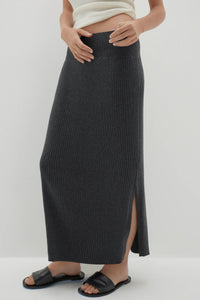 CHARCOAL-HOVER