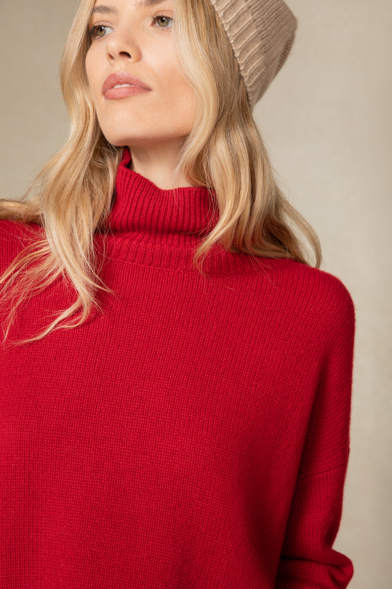 WINTER RED