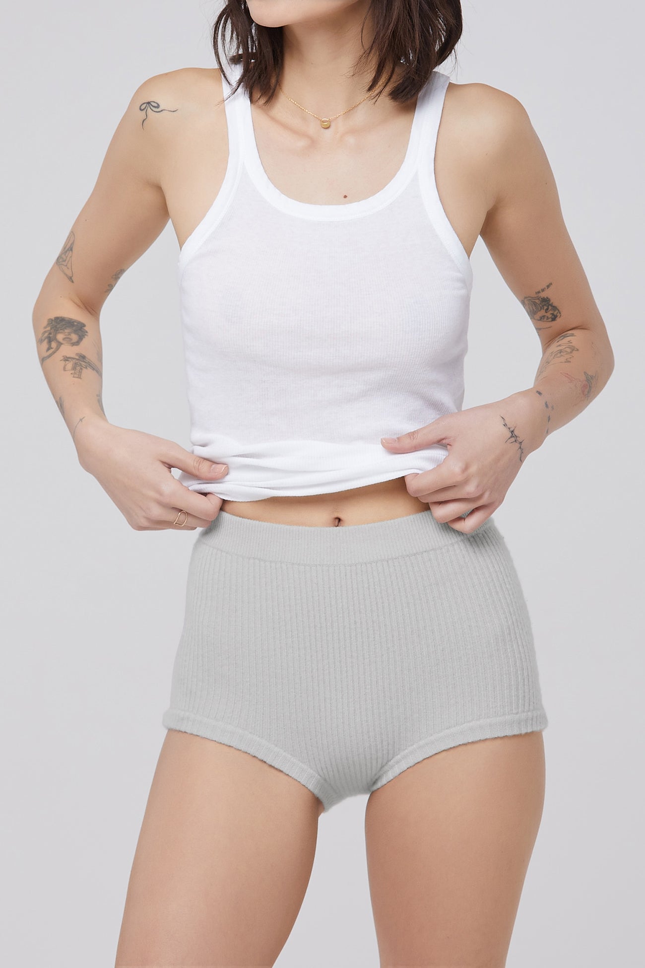 HEATHER GREY
