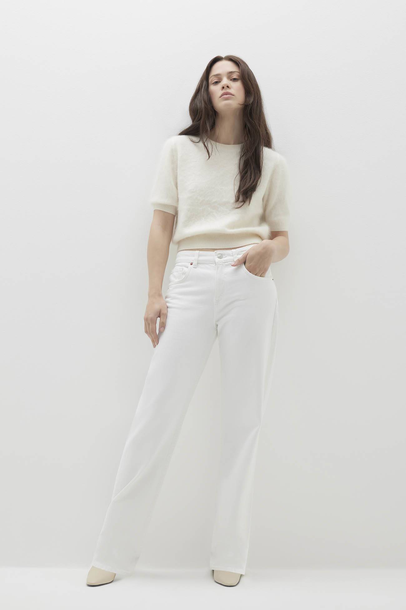 Women's Brushed Cashmere Cropped Crewneck | NAKEDCASHMERE