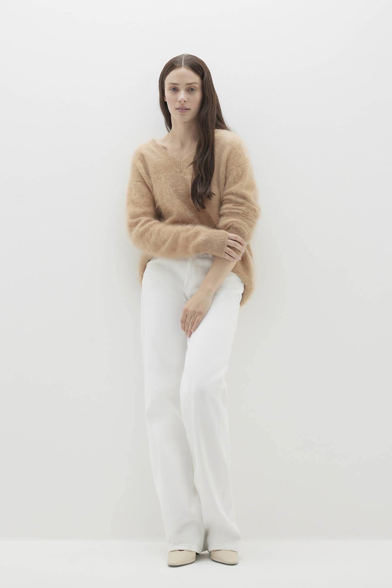 Women's Brushed Cashmere V-Neck Sweater | NAKEDCASHMERE