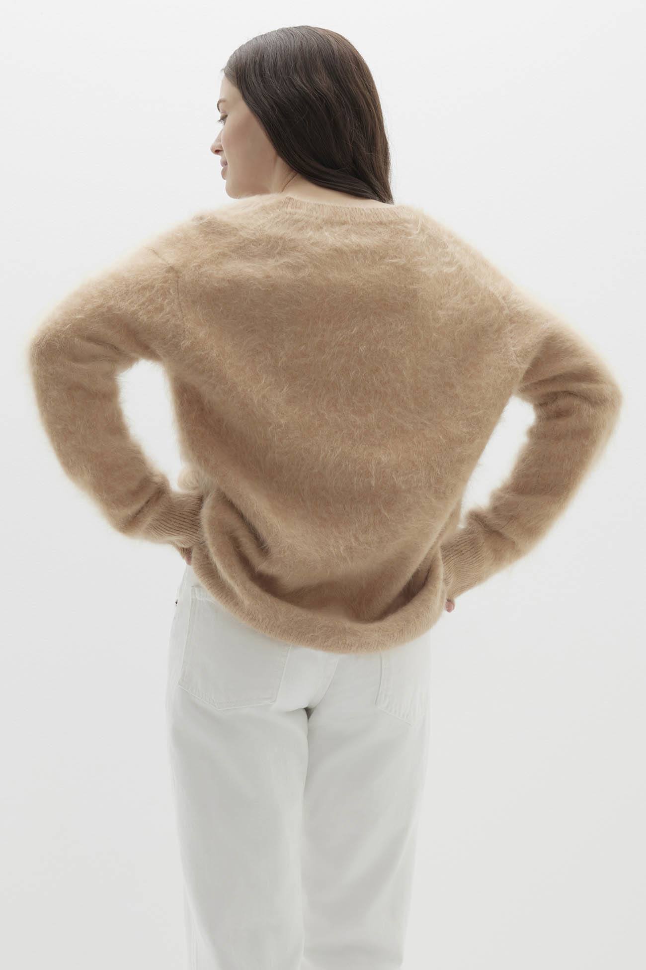 Women's Gladys Brushed Cashmere V-Neck Sweater | NakedCashmere