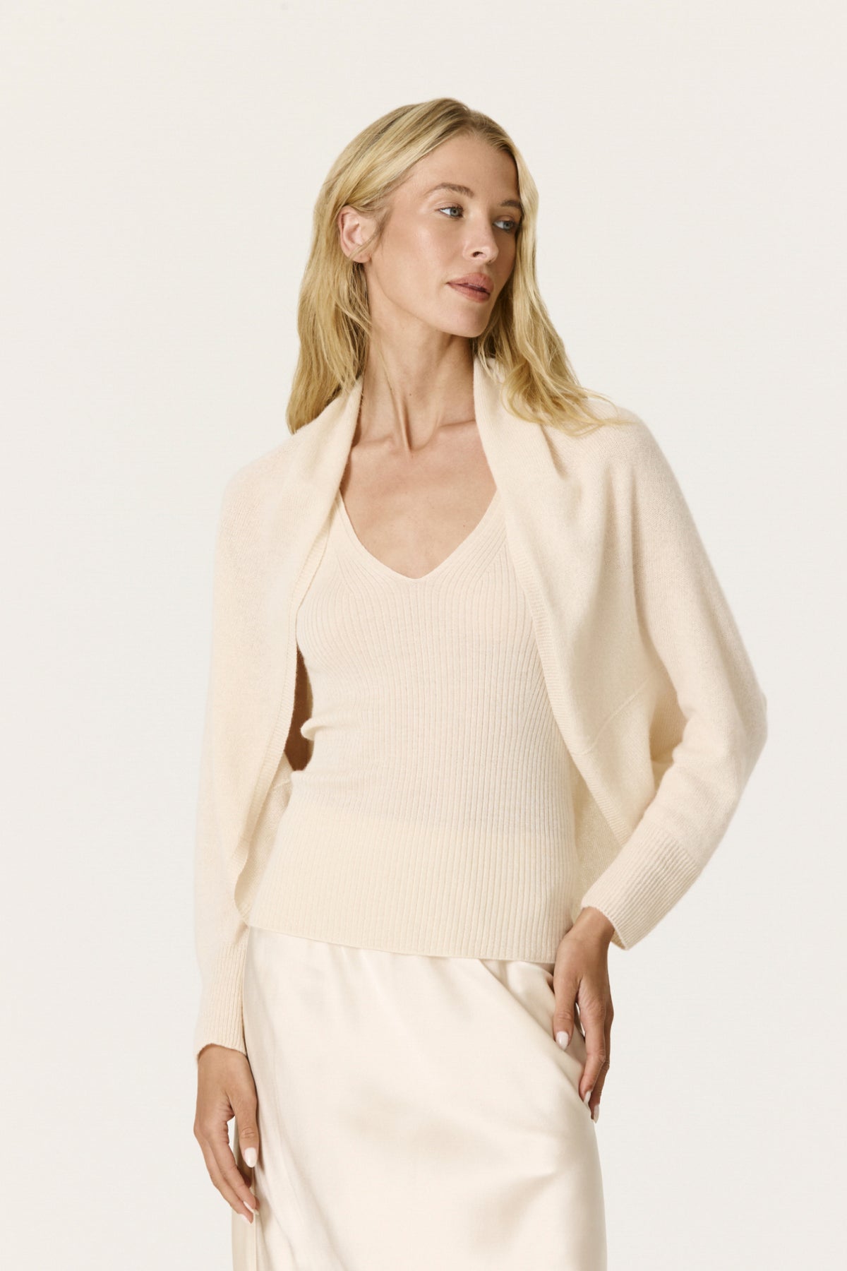 VINTAGE CREAM