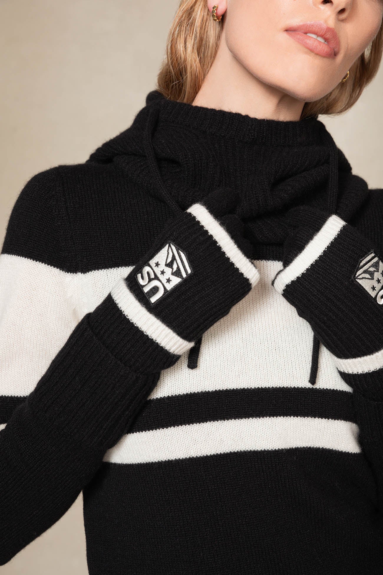 BLACK/ECRU-HOVER
