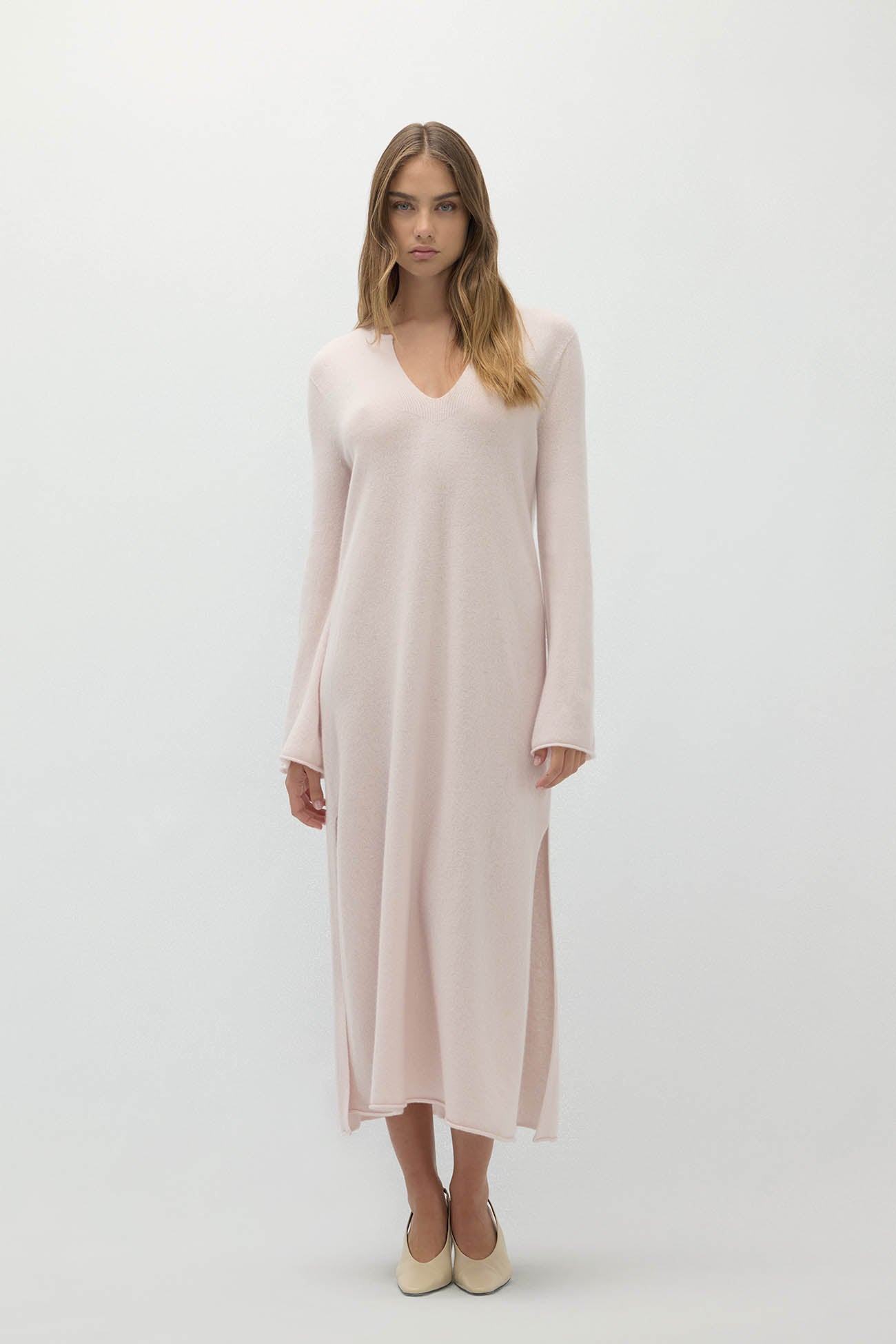 Women's Pure Cashmere Deep V-Neck Kaftan | NAKEDCASHMERE Women's Pure Cashmere Deep V-Neck Kaftan | NAKEDCASHMERE