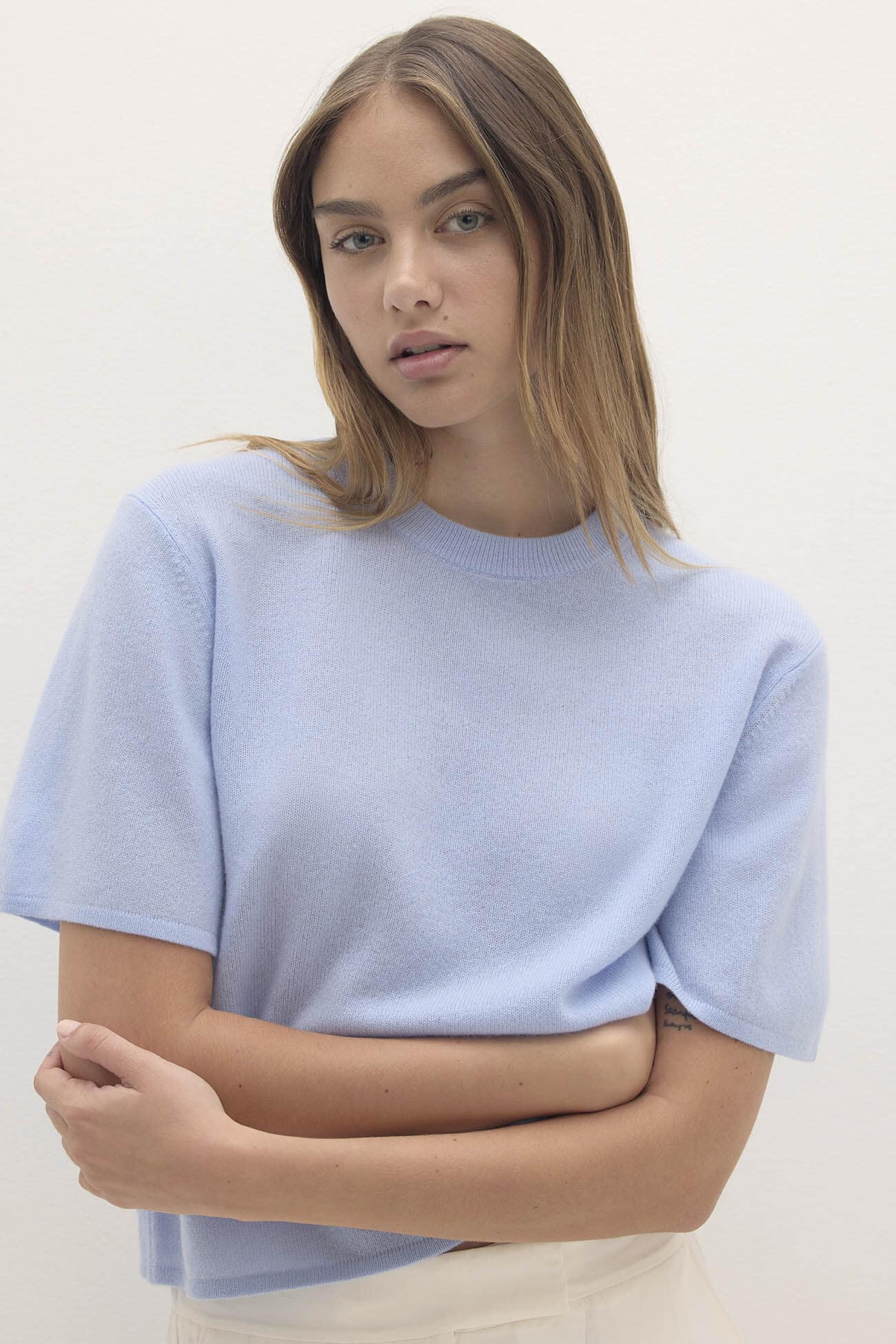 Women's Jean Cashmere Short Sleeve Crewneck Sweater