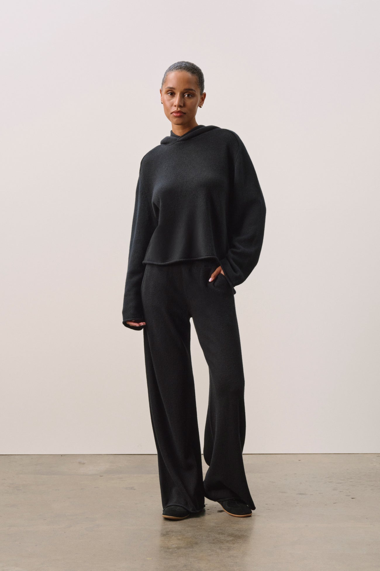 Women's Mai Cashmere Hoodie Pullover – NAKEDCASHMERE