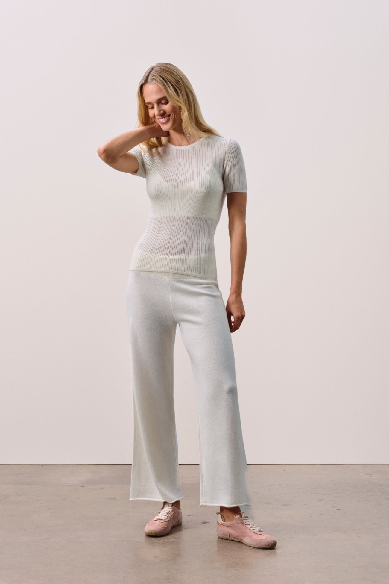 Women's Marina Cropped Wide-Leg Cashmere Pant – NAKEDCASHMERE