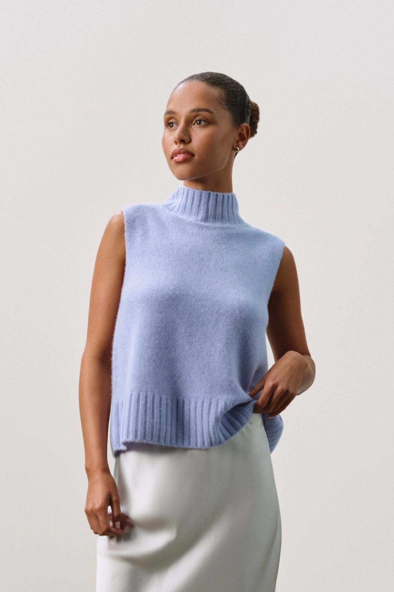 HEATHER BLUE