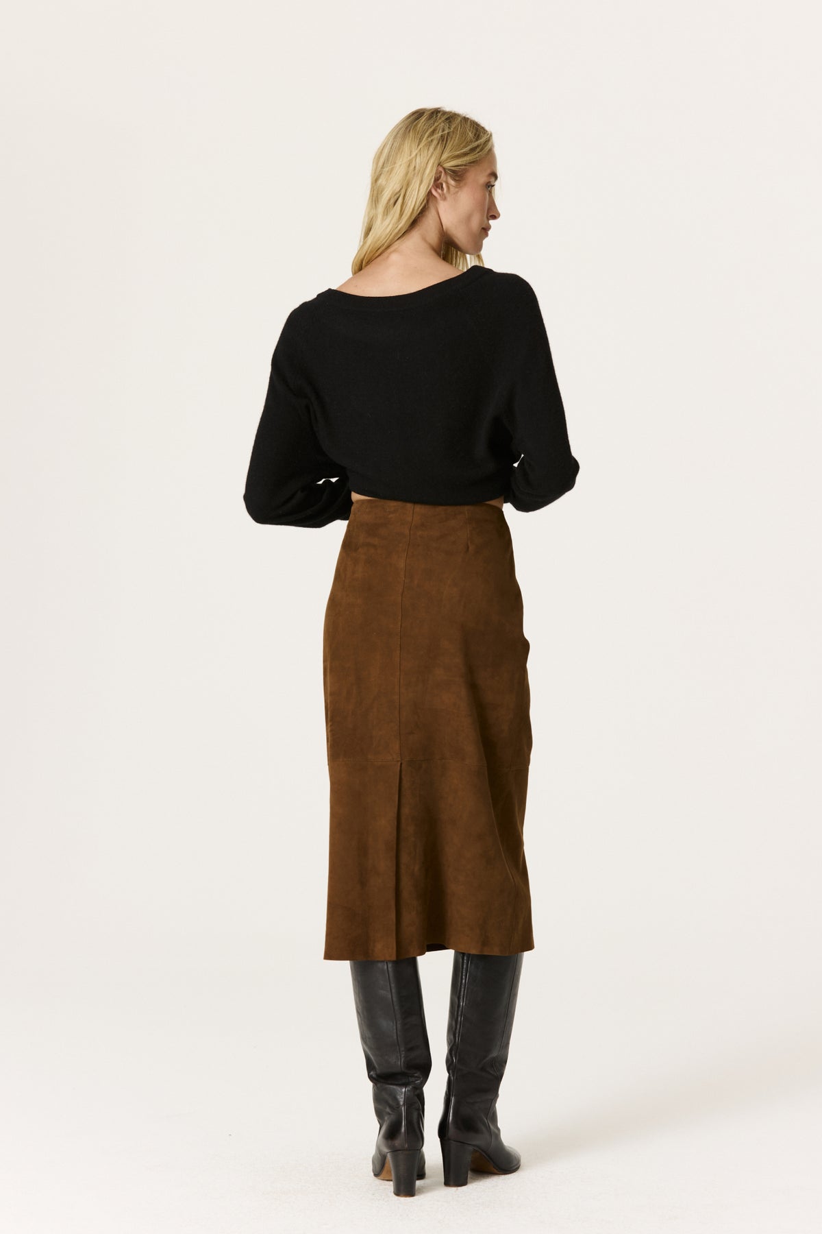 HAZELNUT