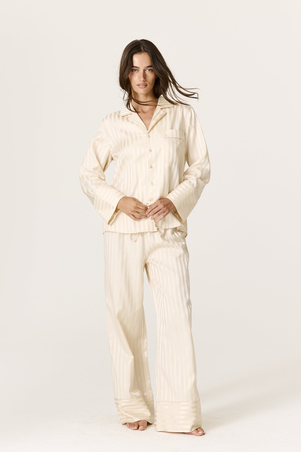 VINTAGE CREAM