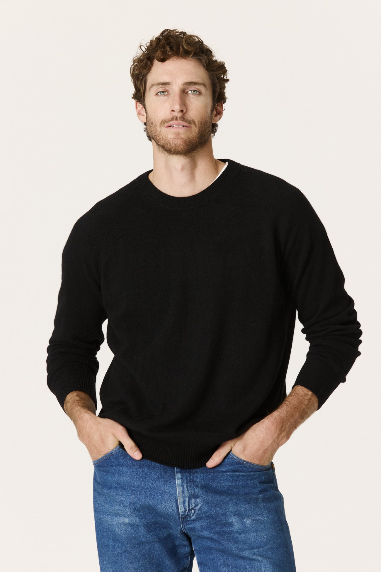 MARIO CASHMERE CREWNECK SWEATER - BLACK