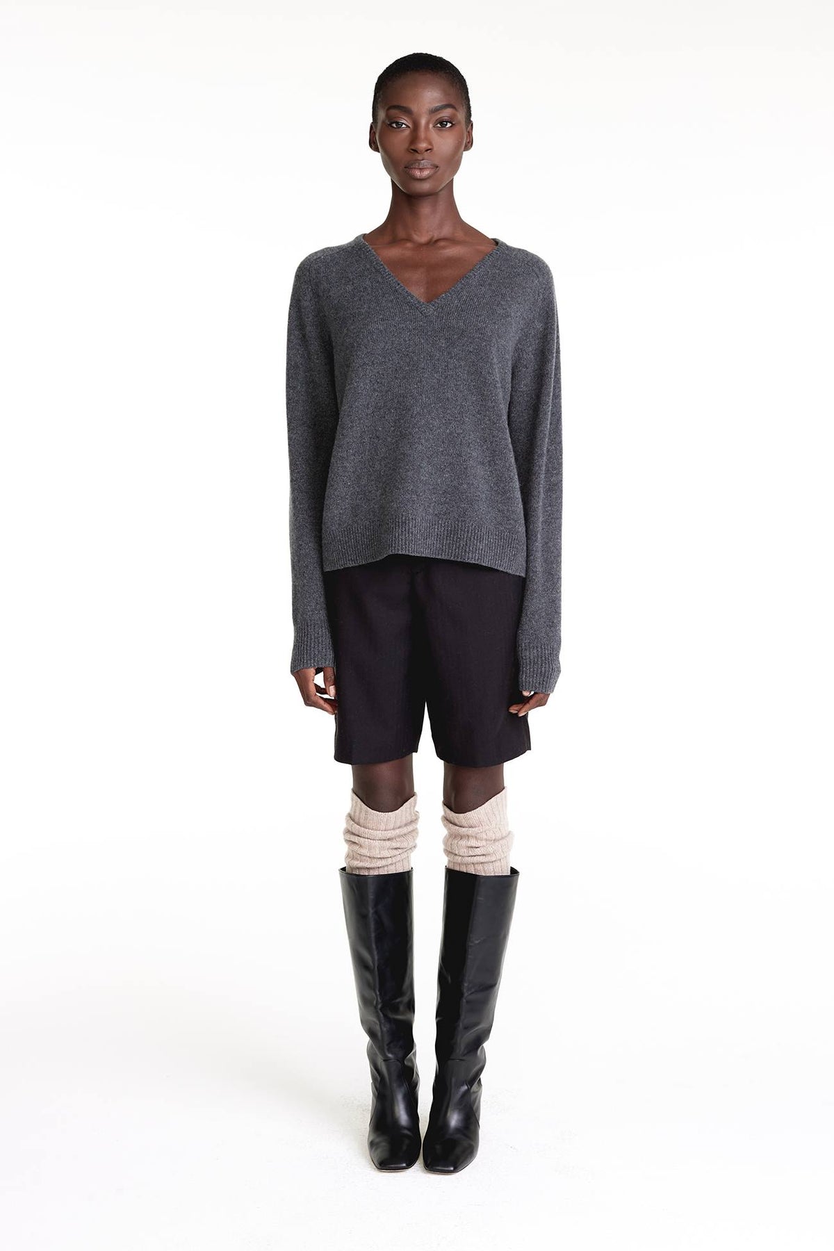 Women's Aria Deep V-Neck Cashmere Sweater – NAKEDCASHMERE