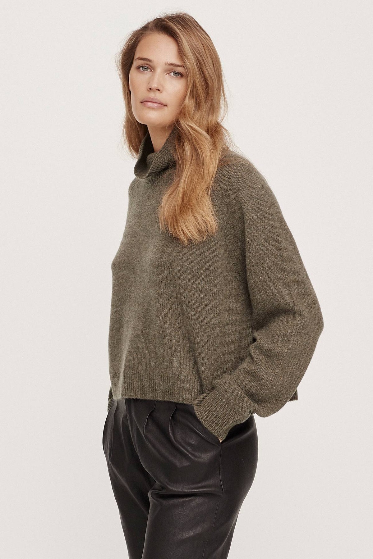 Noelle Soft Cashmere Set